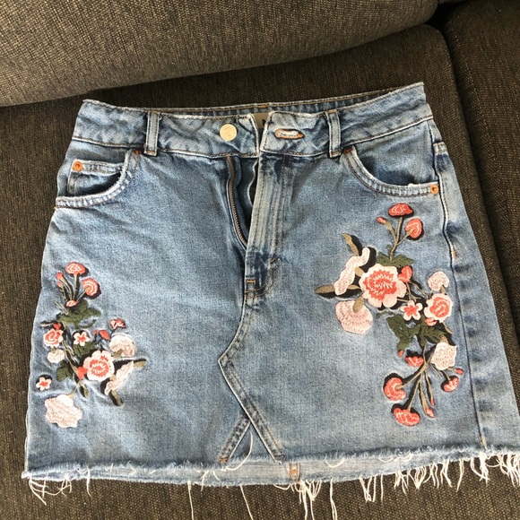 Top shop MOTO floral embroidered denim skirt - Picture 1 of 4